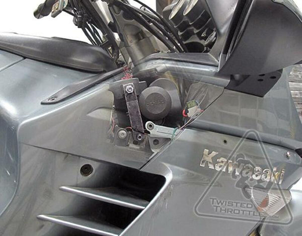 Montagem da buzina de Sondbomb para Kawasaki GTR1400 - HMT.08.10000