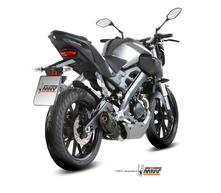Bakre vy av Yamaha MT-125 med MIVV Suono Full Exhaust System 00.73.Y.047.L9 installerat. Premium tillbehör för motorcykeloptimering.