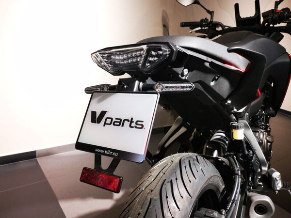 V PARTS Plate Holder Black - Yamaha MT-07 TRACER/MT-09 TRACER C8-SPY038 