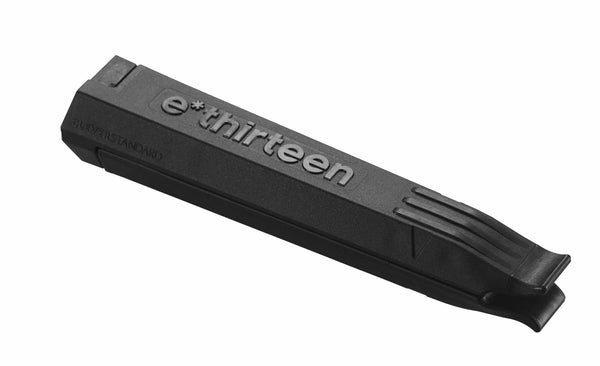 E*Thirt Pneu Fígado + kit de plugue preto TR1UNA-127